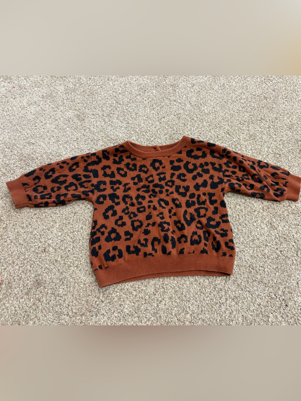 Baby gap leopard print sweater size 3-6 months